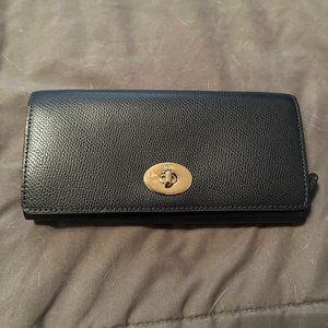 NWOT COACH Slim Envelope Chain Wallet Navy